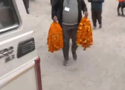 Garlands Brought in for Trapped Laborers