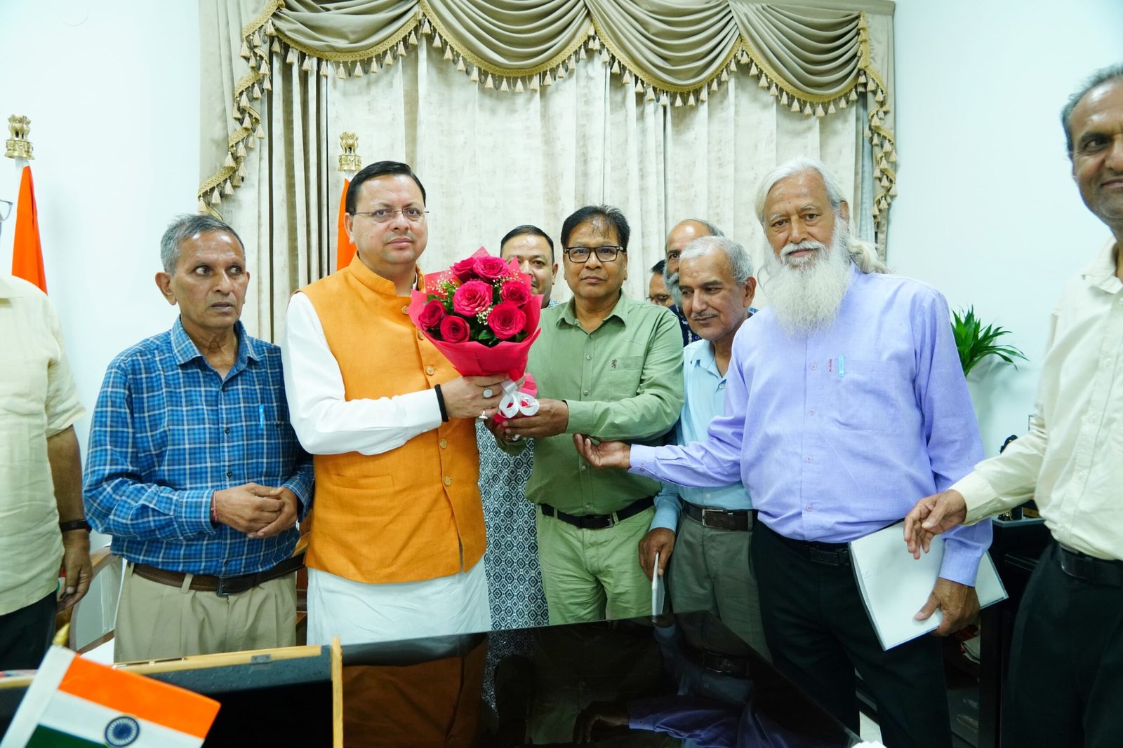 मुख्यमंत्री से श्री नंदा देवी राजजात समिति के अध्यक्ष ने की भेंट