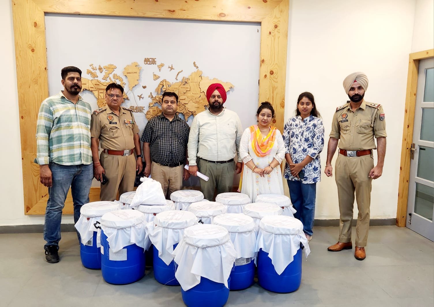 औषधि विभाग की बड़ी कार्रवाई, मनः प्रभावी औषधियाँ जब्त कर फर्म को किया सील