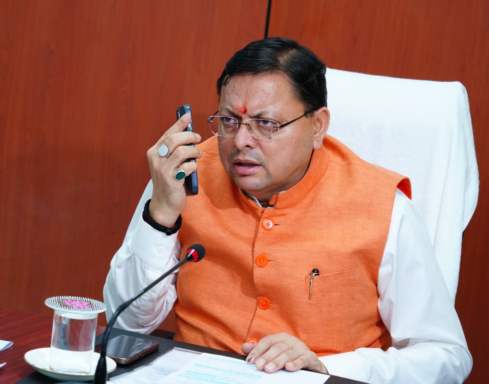 मौसम की चुनौतियों के बीच ग्राउंड जीरो पर पहुंचे मुख्यमंत्री
